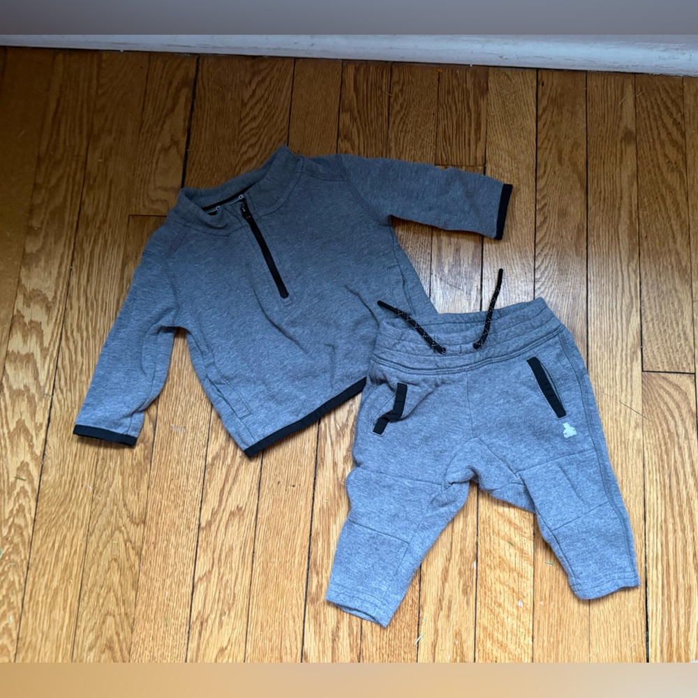 Gap Gray Kids Sweatpants & Joggers Set - Size 6-12 Months